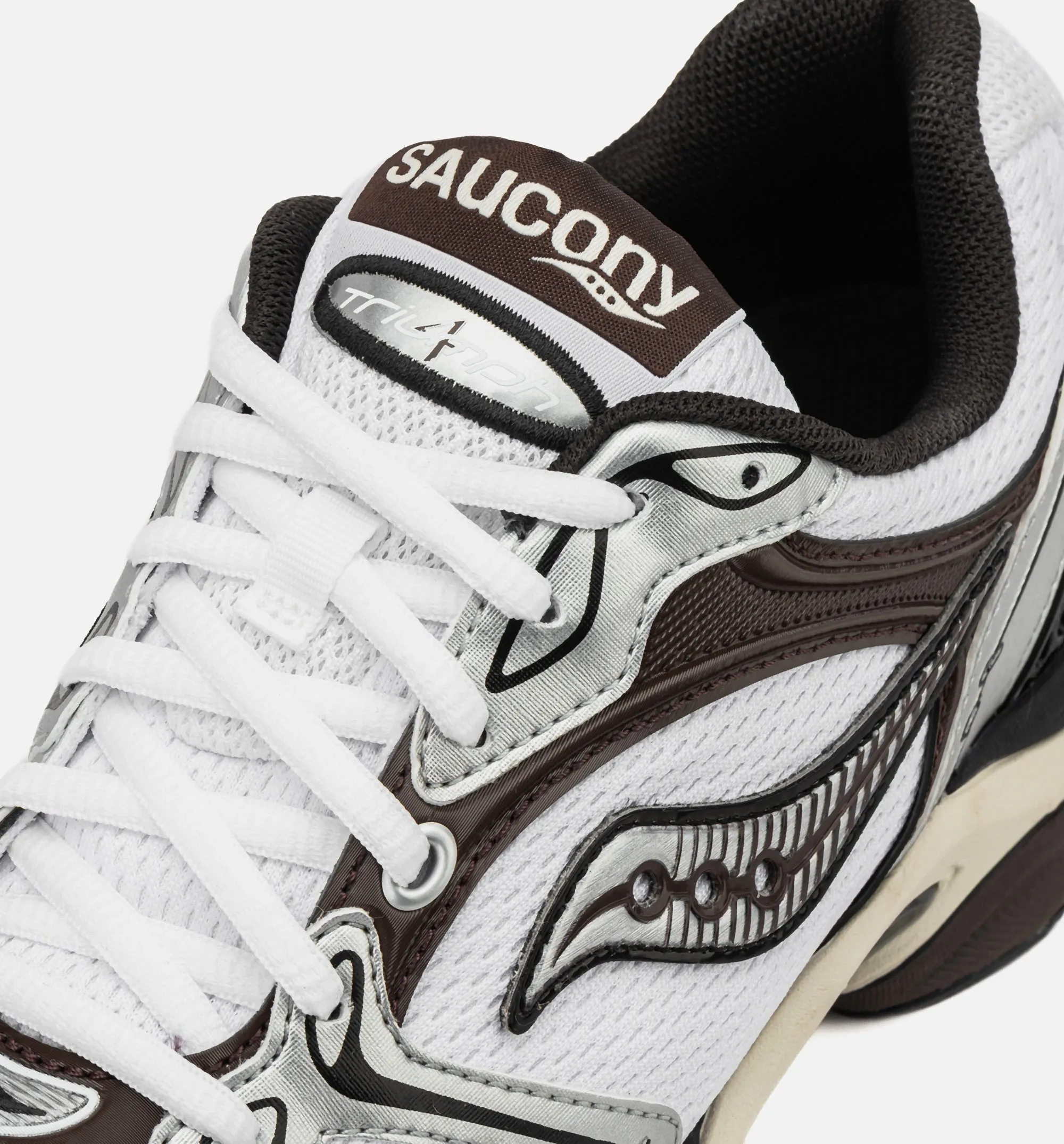ProGrid Triumph 4 Mens Lifestyle Shoe - White/Gold
