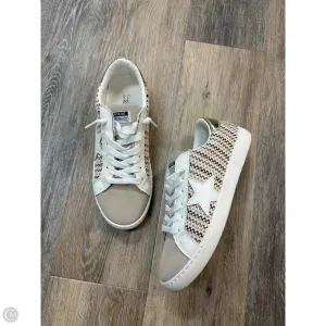 Shoes Sneakers By Vintage Havana In Beige, Size: 7.5